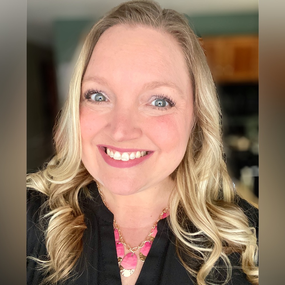 Meet your Posher, Amy